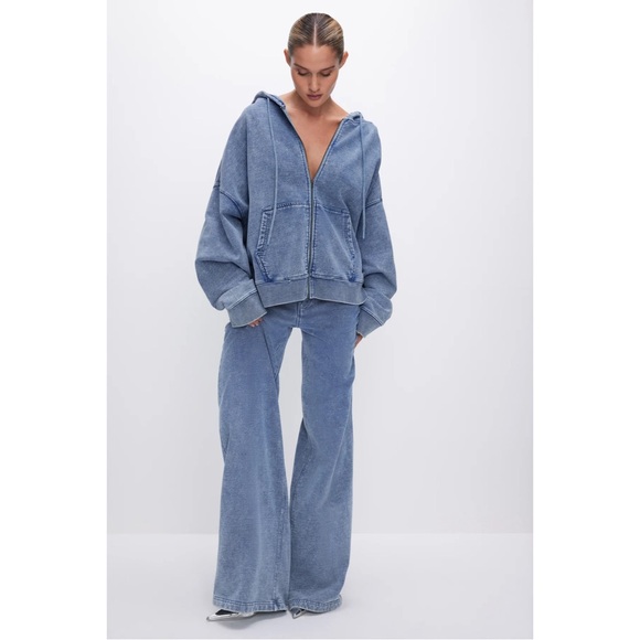 Jeanius Oversized Hoodie - Picture 2 of 9